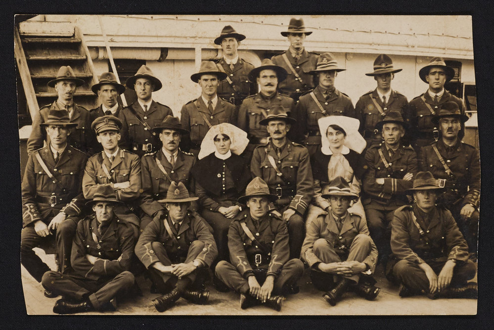 Medical staff on the troopship Athenic